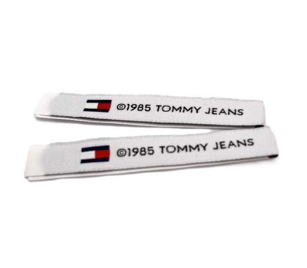 Woven fashion label	